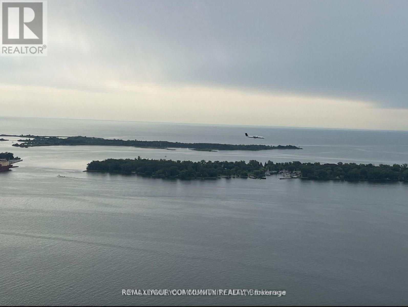 5705 - 138 Downes Street, Toronto, Ontario  M5E 0E4 - Photo 7 - C13013266