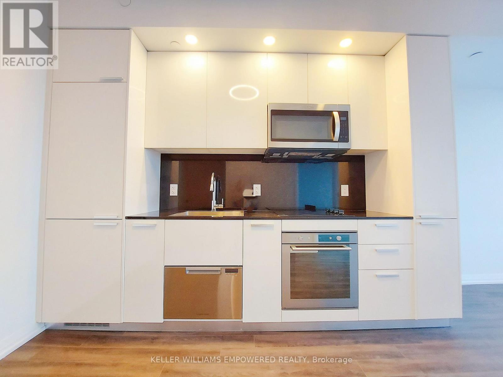 2801 - 75 Canterbury Place, Toronto, Ontario  M2N 0L2 - Photo 7 - C13013288