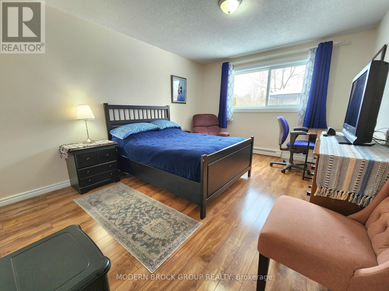 339 Abbott Street, Brockville, Ontario  K6V 4B2 - Photo 24 - X12920442