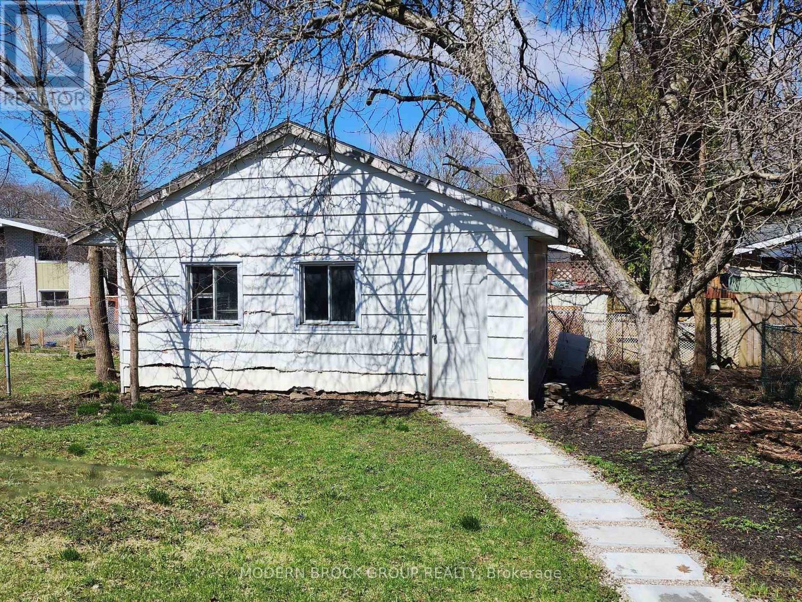 339 Abbott Street, Brockville, Ontario  K6V 4B2 - Photo 37 - X12920442