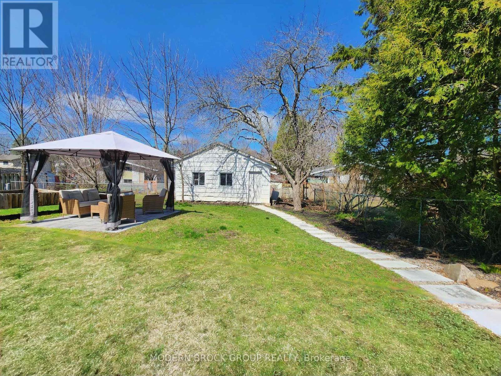 339 Abbott Street, Brockville, Ontario  K6V 4B2 - Photo 36 - X12920442