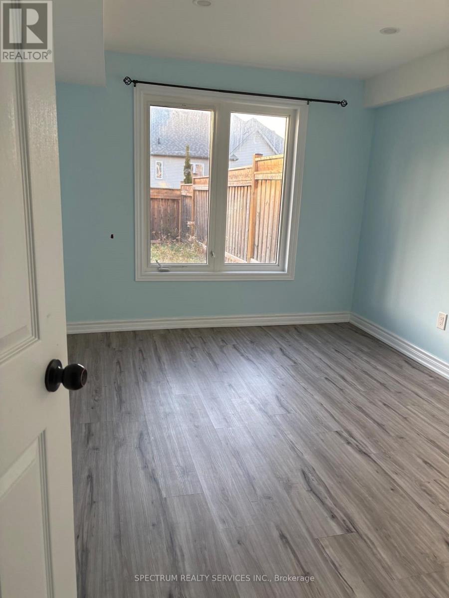 1816 Silverstone Crescent, Oshawa, Ontario  L1K 3C2 - Photo 3 - E13013150