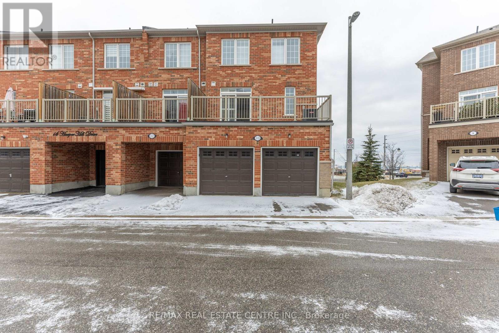 10 Harper Hill Drive, Ajax, Ontario  L1Z 0P9 - Photo 4 - E13013200
