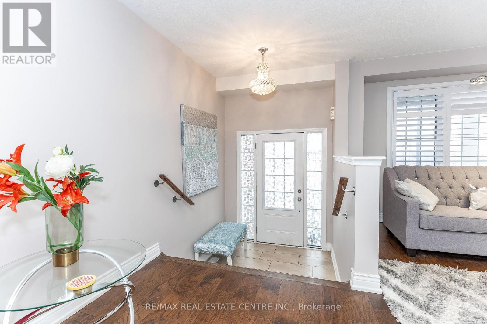 10 Harper Hill Drive, Ajax, Ontario  L1Z 0P9 - Photo 6 - E13013200