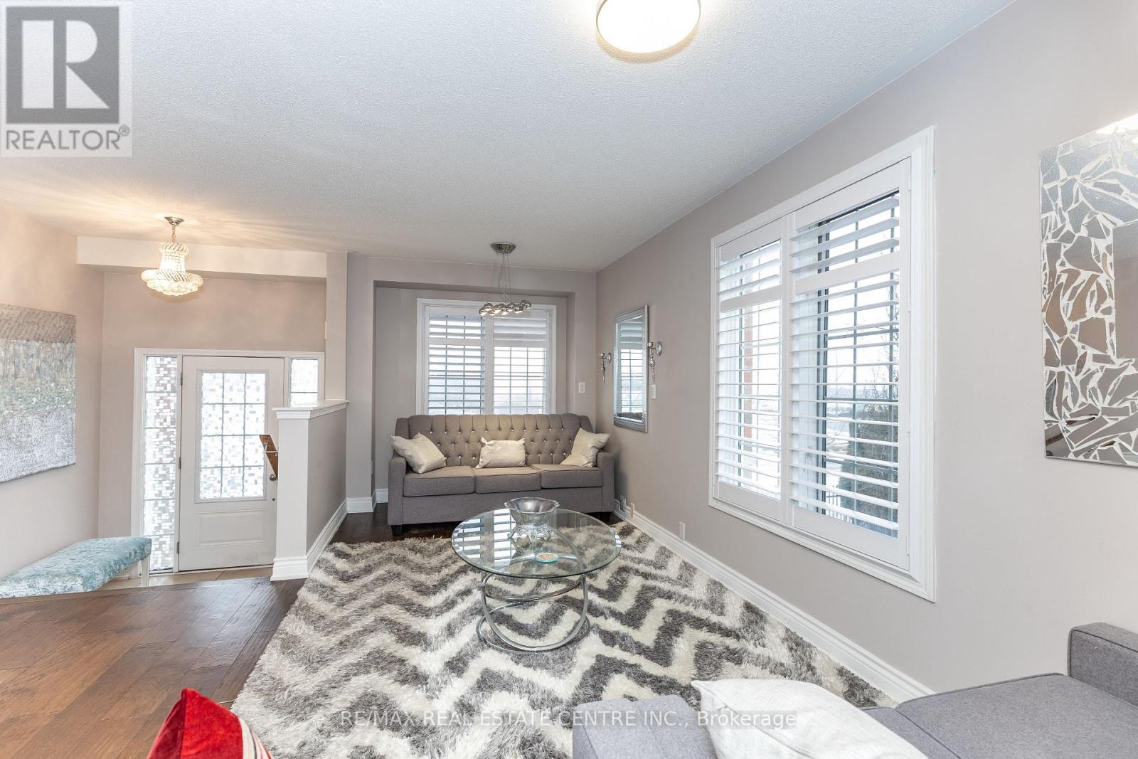 10 Harper Hill Drive, Ajax, Ontario  L1Z 0P9 - Photo 9 - E13013200