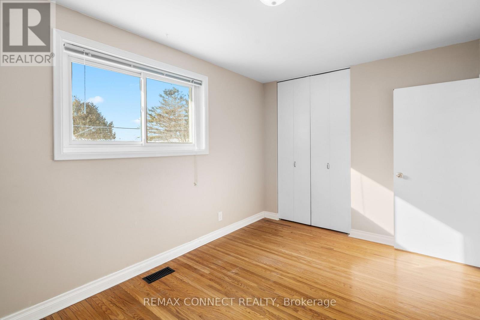 856 Chapleau Drive, Pickering, Ontario  L1W 1P4 - Photo 10 - E13013274