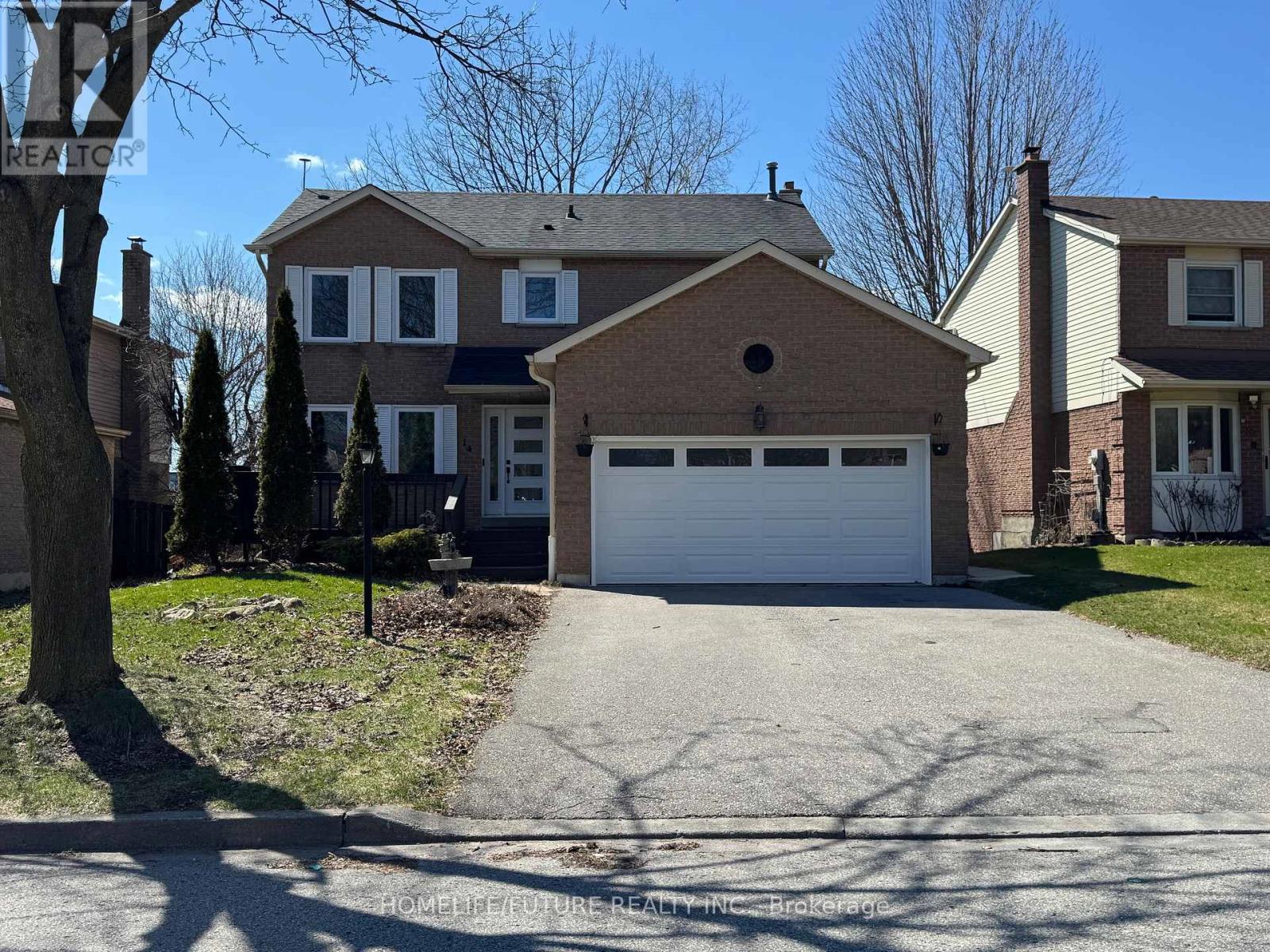 14 LOWDER PLACE, Whitby, Ontario