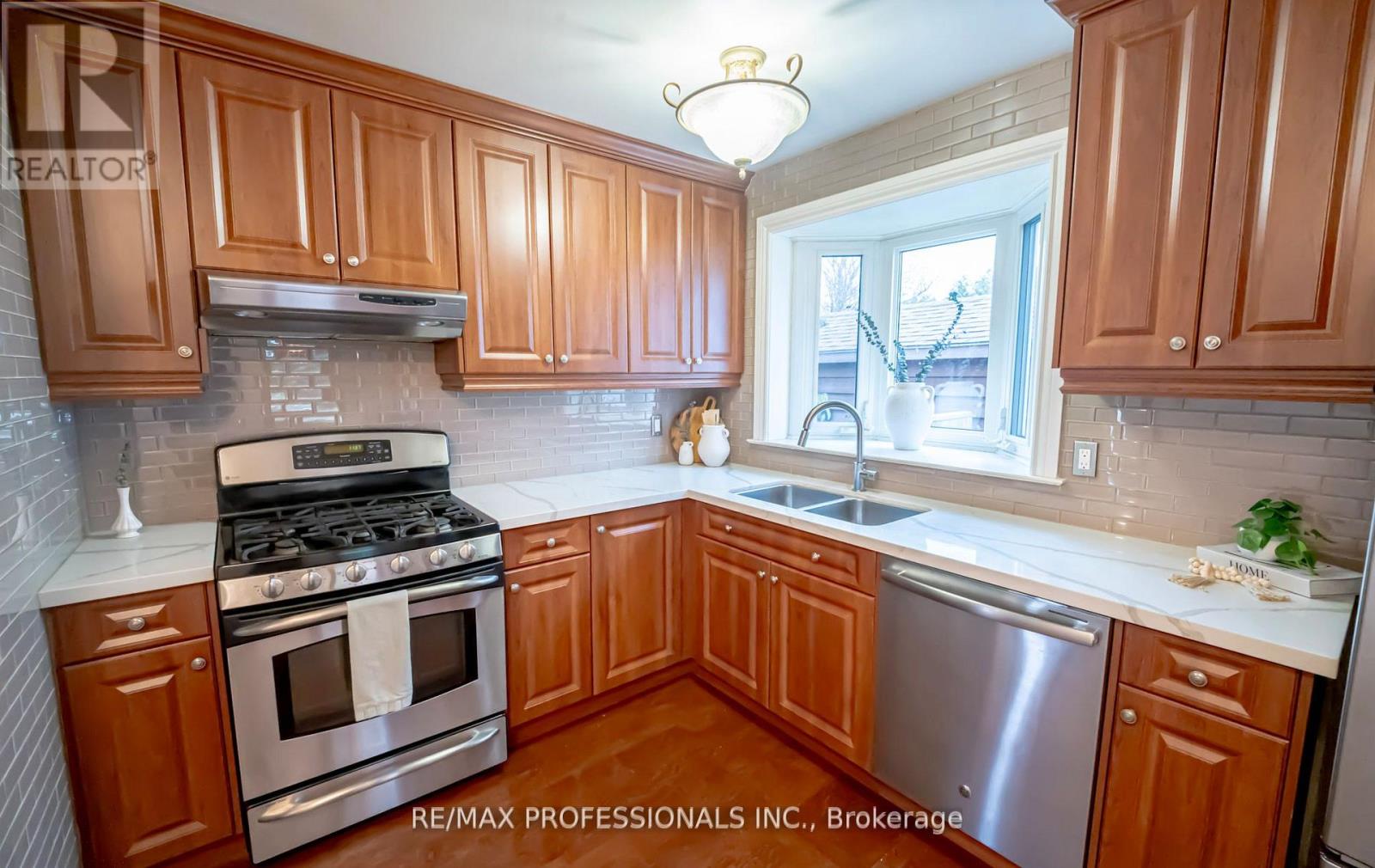 1 Bluefin Crescent, Toronto, Ontario  M1H 2K9 - Photo 24 - E13013360