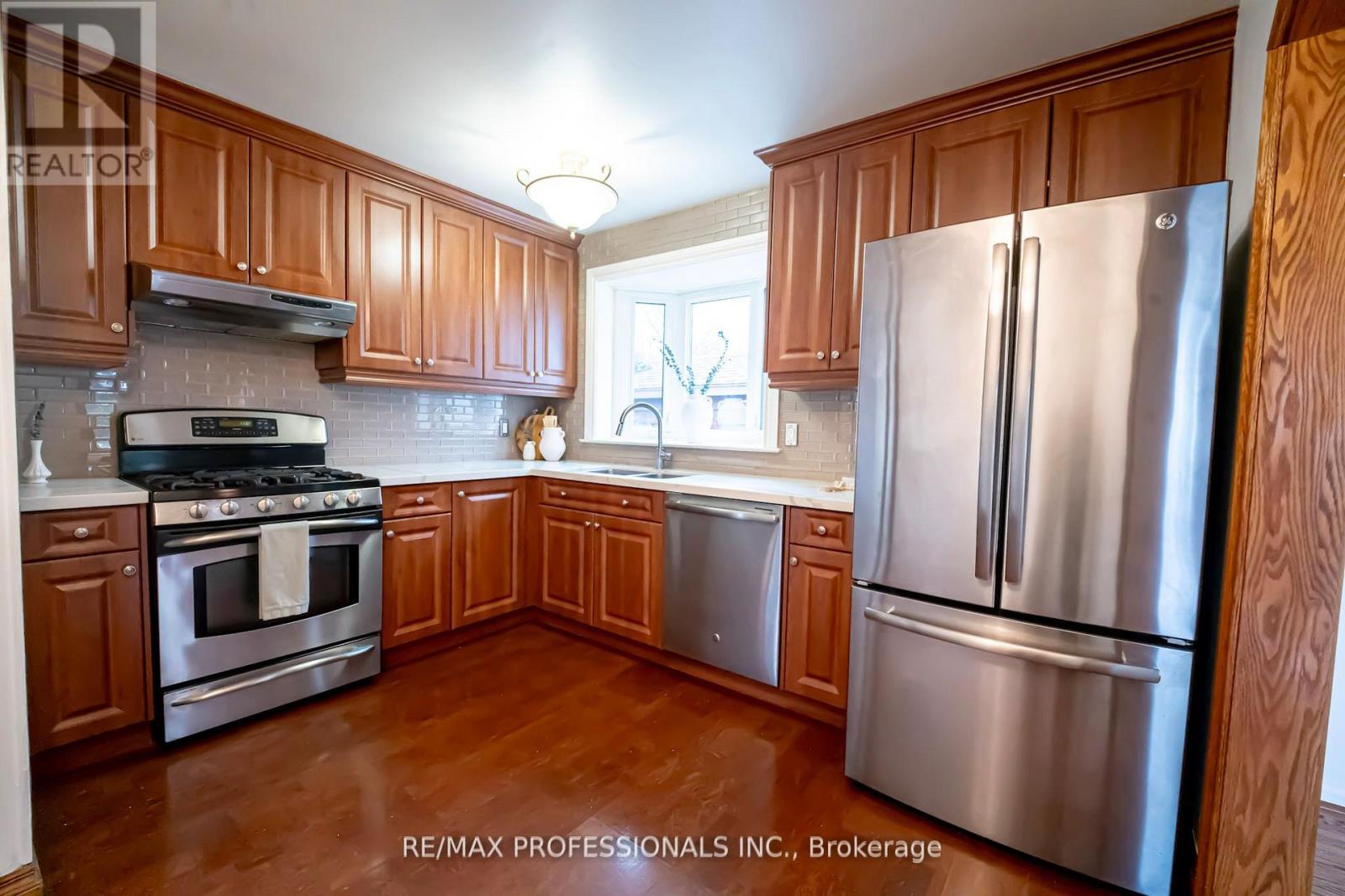 1 Bluefin Crescent, Toronto, Ontario  M1H 2K9 - Photo 25 - E13013360