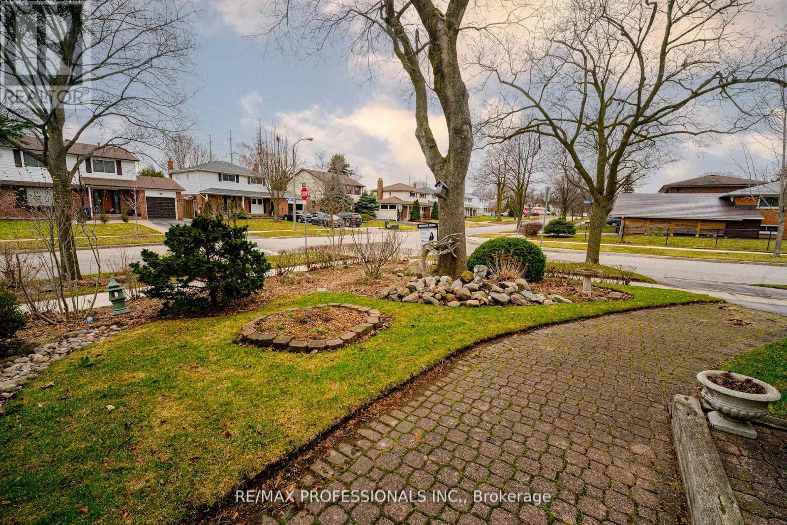 1 Bluefin Crescent, Toronto, Ontario  M1H 2K9 - Photo 4 - E13013360