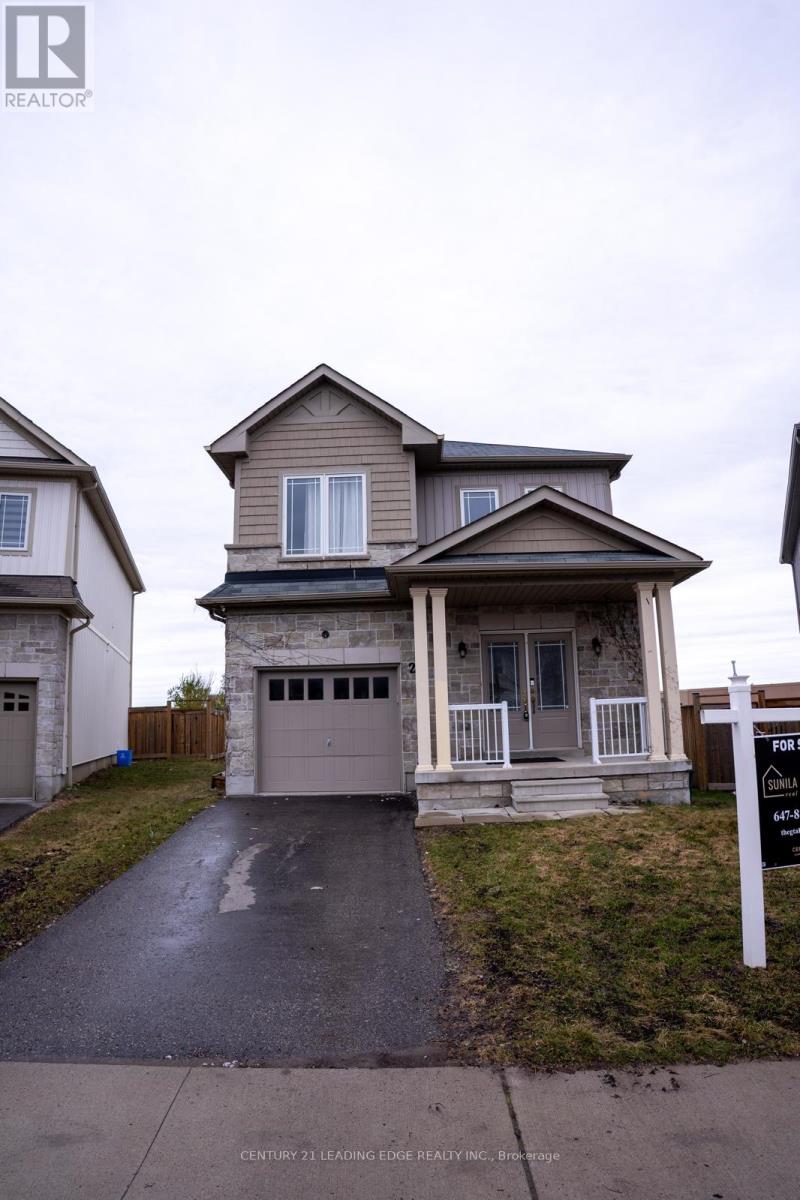 27 Mantz Crescent, Whitby, Ontario  L1R 0L3 - Photo 2 - E12936226