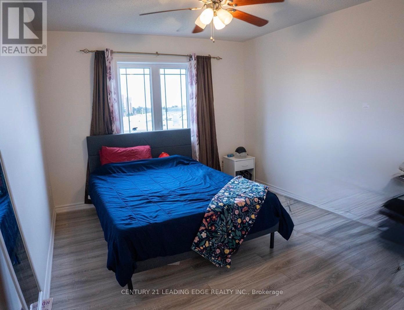 27 Mantz Crescent, Whitby, Ontario  L1R 0L3 - Photo 18 - E12936226