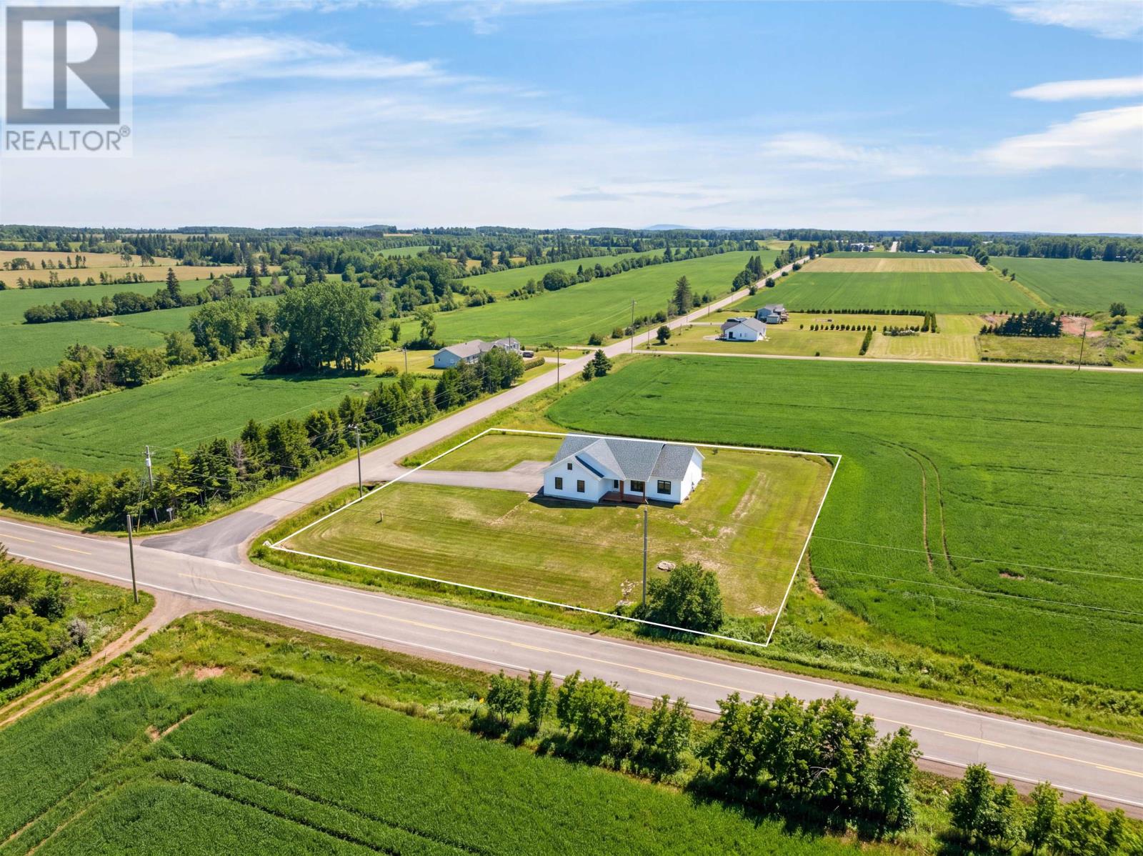 329 Macinnis Road, Winsloe North, Prince Edward Island  C1E 0R2 - Photo 2 - 202607823