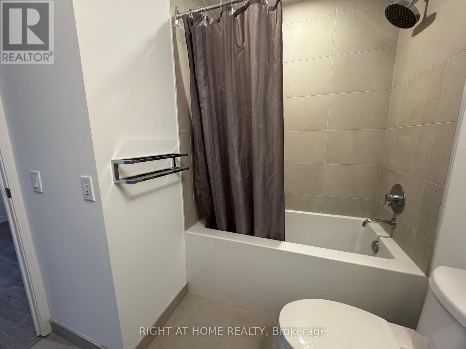 2005 - 1000 Portage Parkway, Vaughan, Ontario  L4K 0L1 - Photo 25 - N13012590