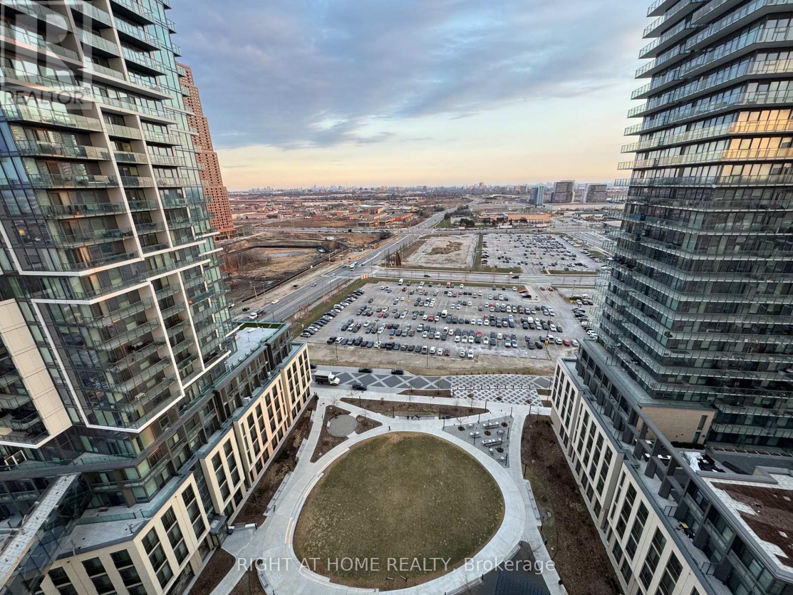 2005 - 1000 Portage Parkway, Vaughan, Ontario  L4K 0L1 - Photo 33 - N13012590