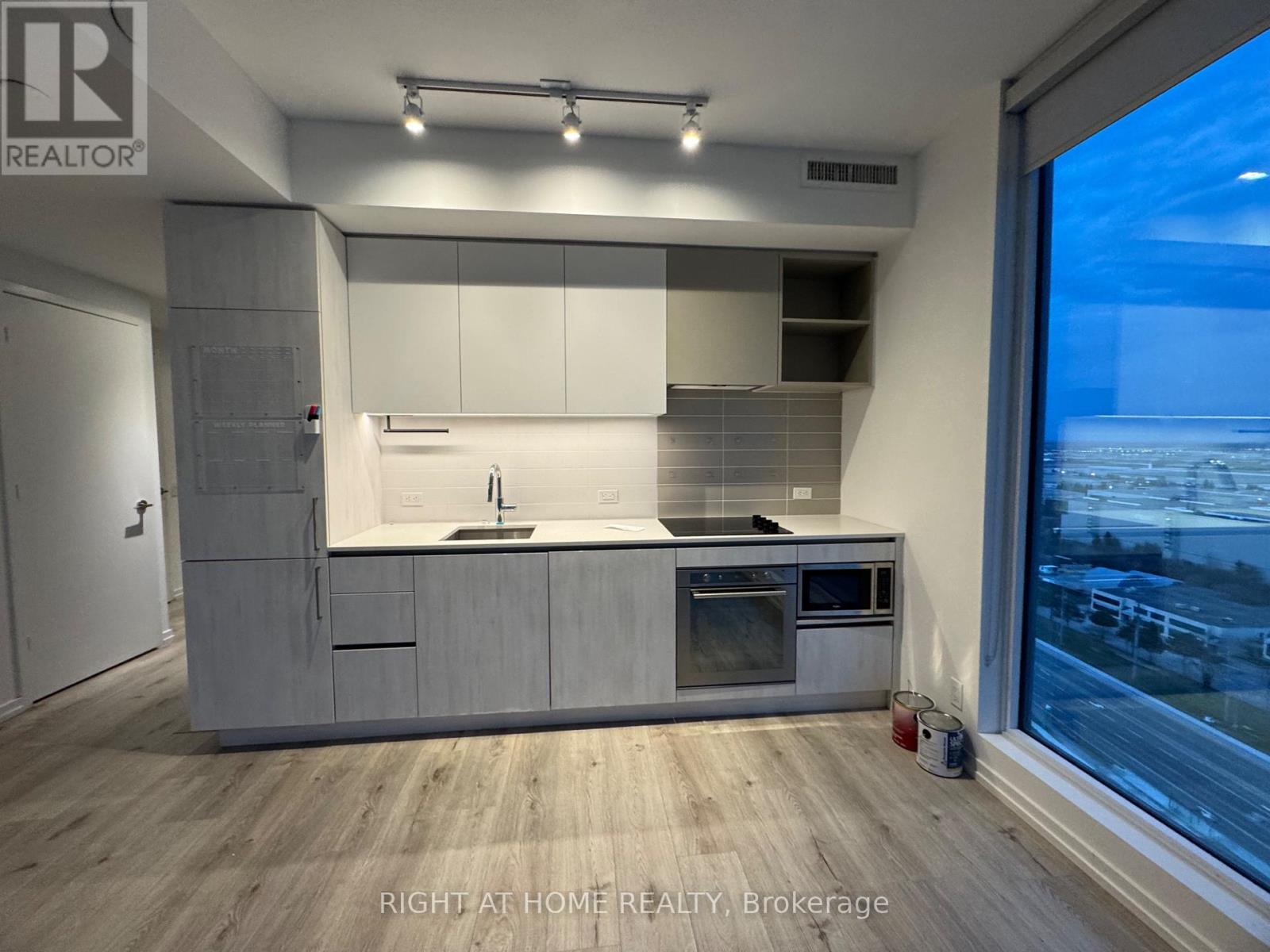 2005 - 1000 Portage Parkway, Vaughan, Ontario  L4K 0L1 - Photo 39 - N13012590