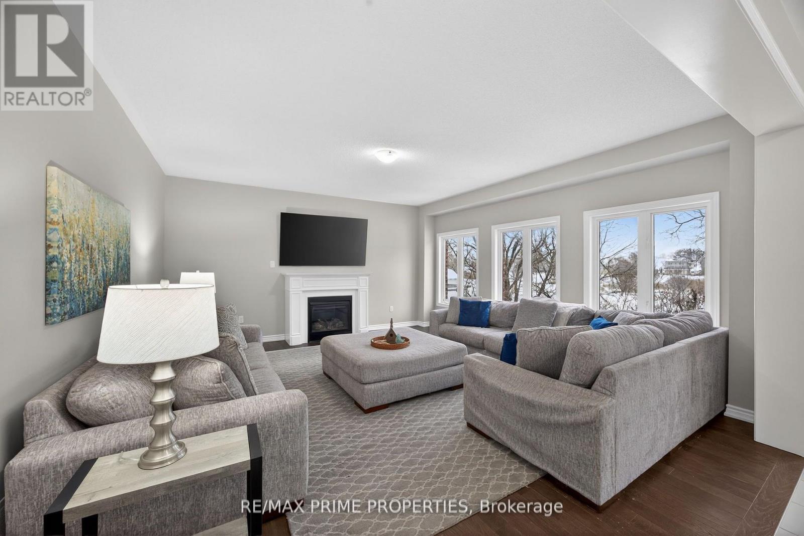 72 Ridge Gate Crescent, East Gwillimbury (Mt Albert), Ontario  L0G 1M0 - Photo 10 - N13013122