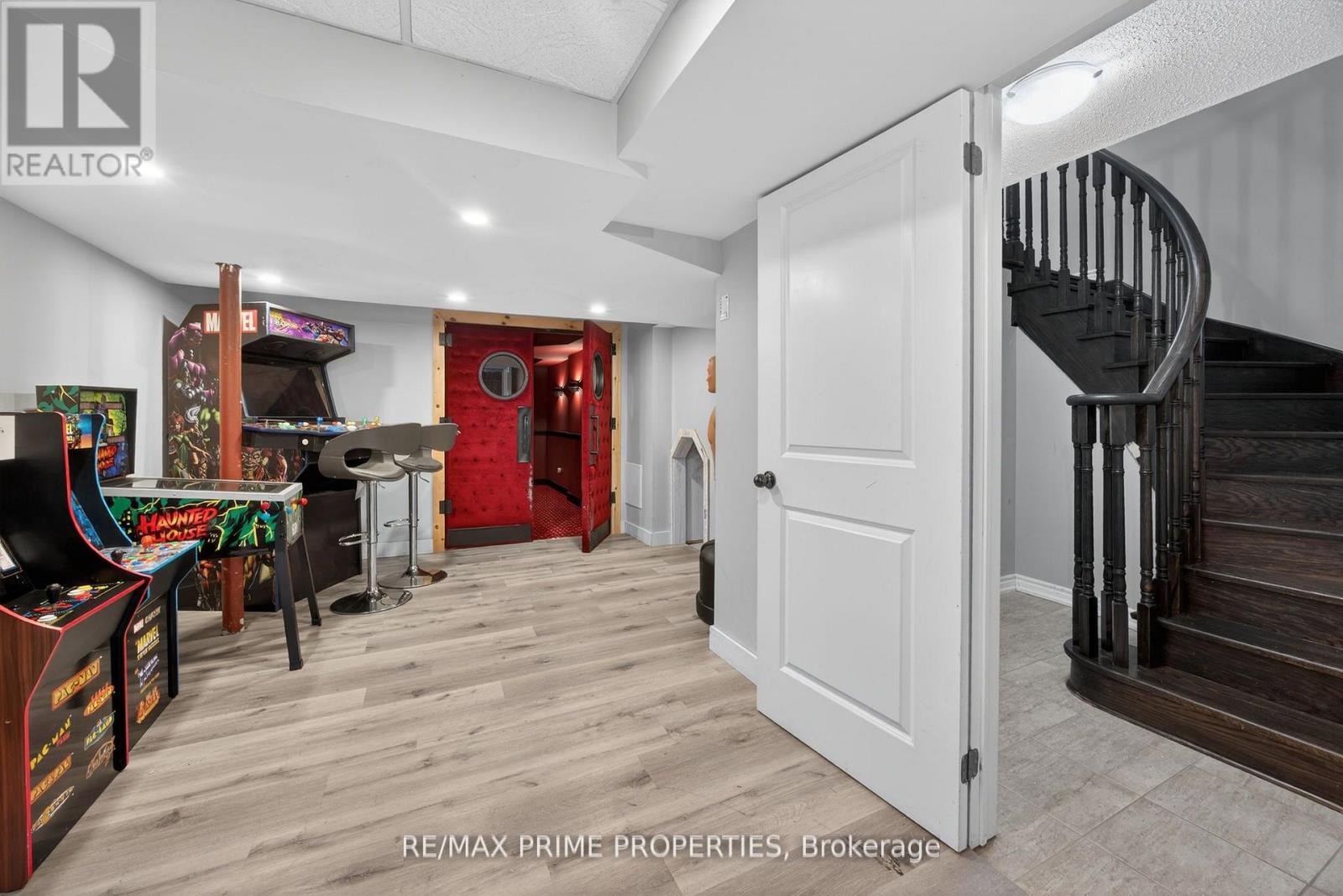 72 Ridge Gate Crescent, East Gwillimbury (Mt Albert), Ontario  L0G 1M0 - Photo 18 - N13013122