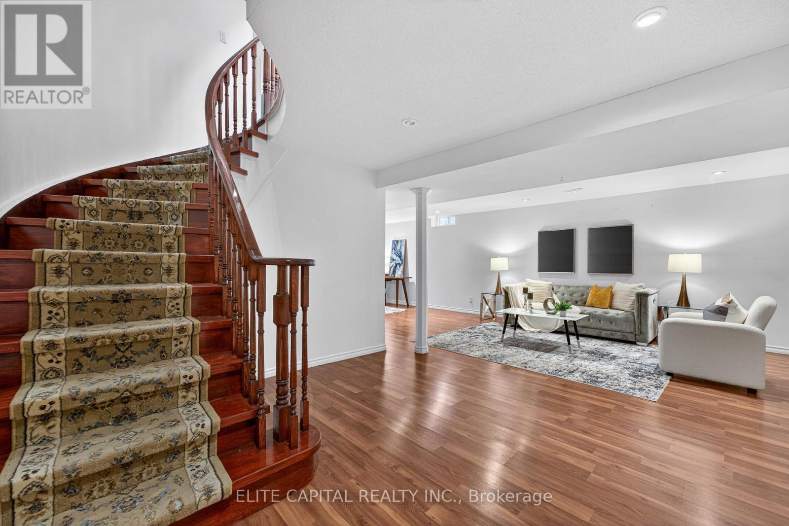 100 Bernard Avenue, Richmond Hill, Ontario  L4C 9Z5 - Photo 36 - N13013244