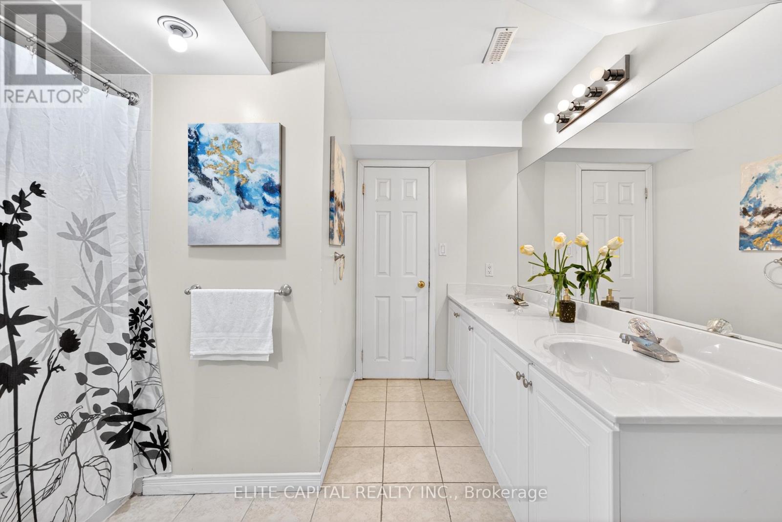 100 Bernard Avenue, Richmond Hill, Ontario  L4C 9Z5 - Photo 42 - N13013244