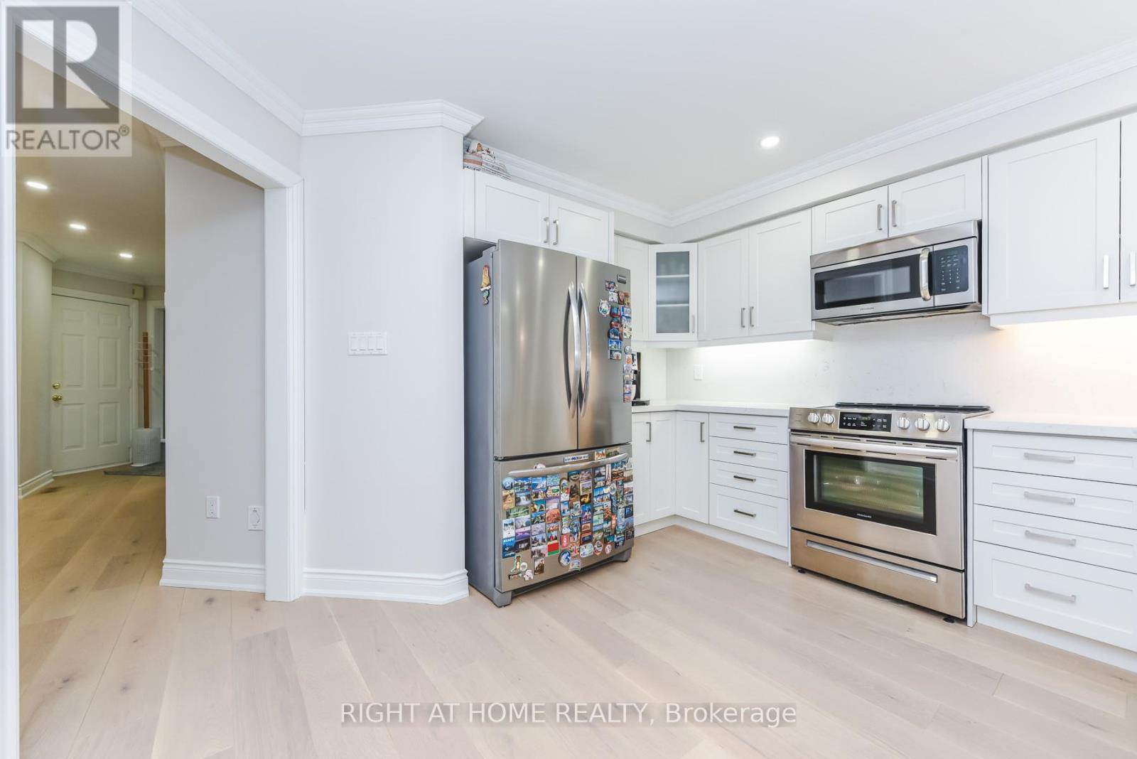 105 Panorama Crescent, Vaughan, Ontario  L4H 1J9 - Photo 10 - N13013300