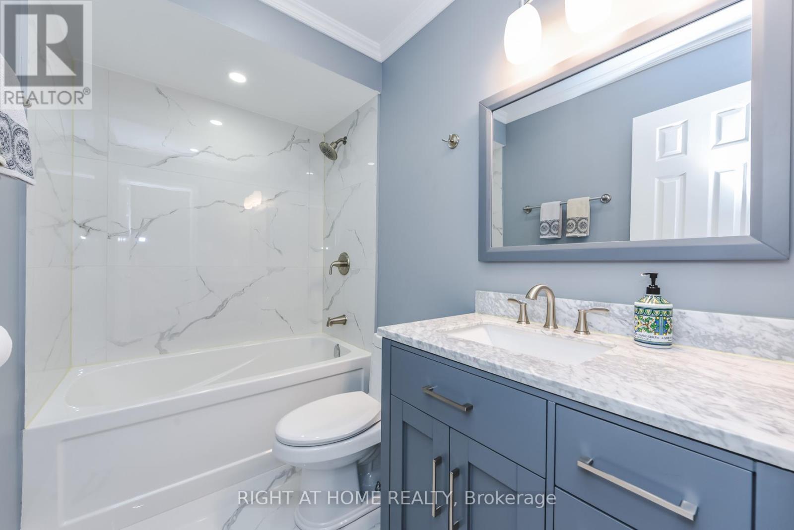 105 Panorama Crescent, Vaughan, Ontario  L4H 1J9 - Photo 15 - N13013300