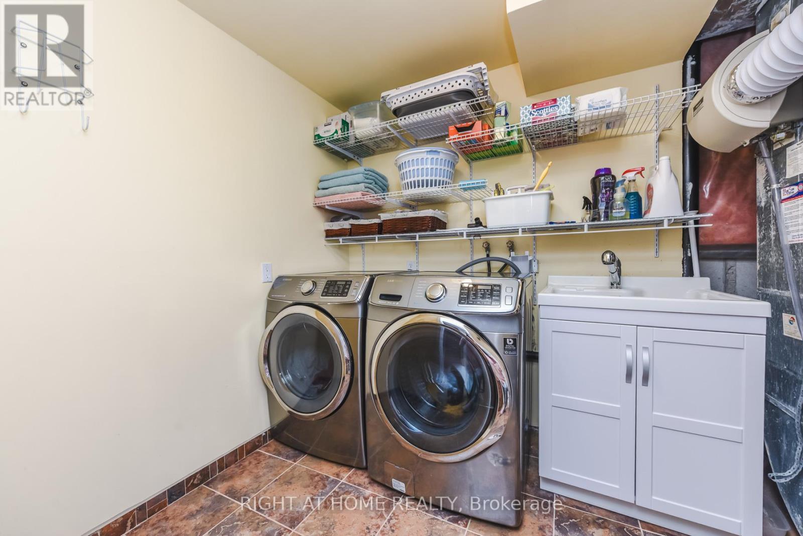 105 Panorama Crescent, Vaughan, Ontario  L4H 1J9 - Photo 23 - N13013300