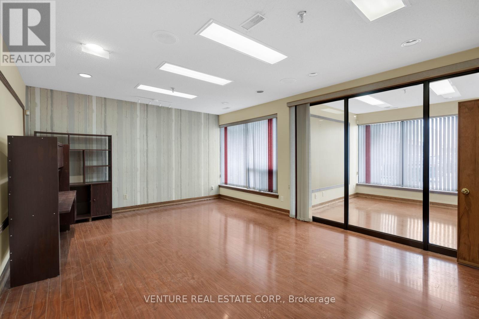 15 - 4300 Steeles Avenue W, Vaughan, Ontario  L4L 4C2 - Photo 13 - N13013302