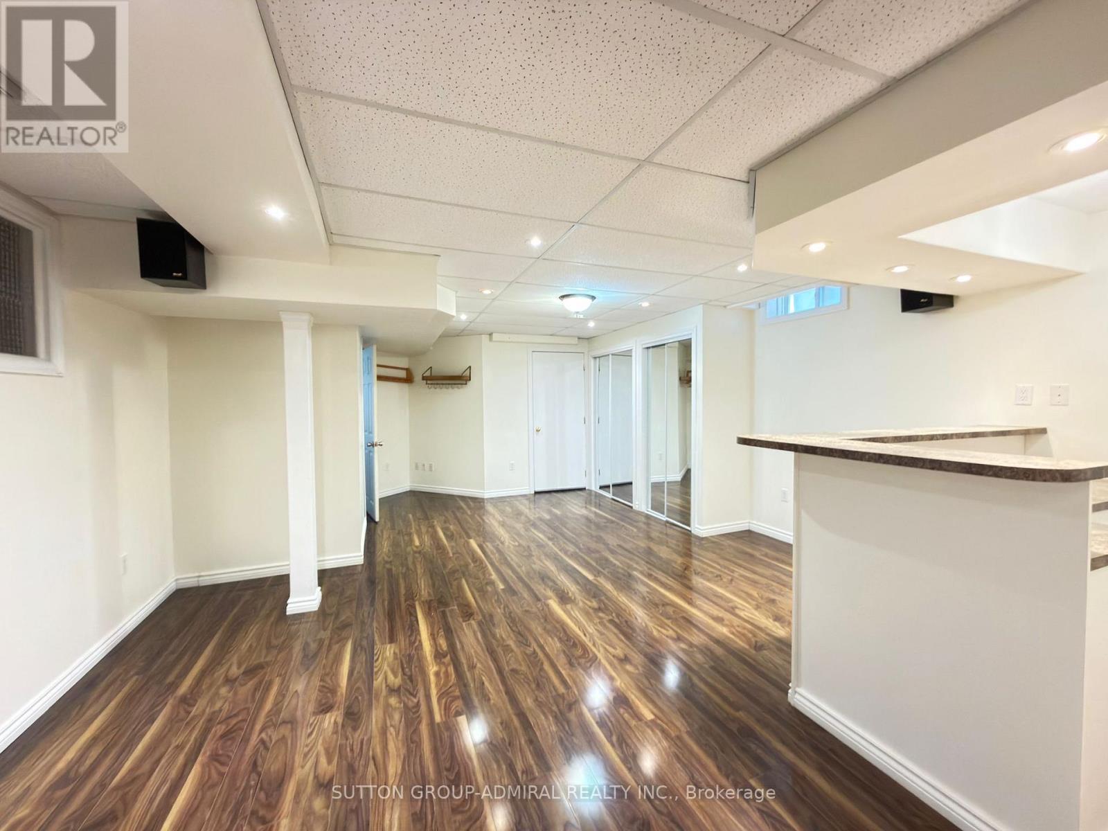 20 Aztec Court, Richmond Hill, Ontario  L4S 2W6 - Photo 3 - N13013336