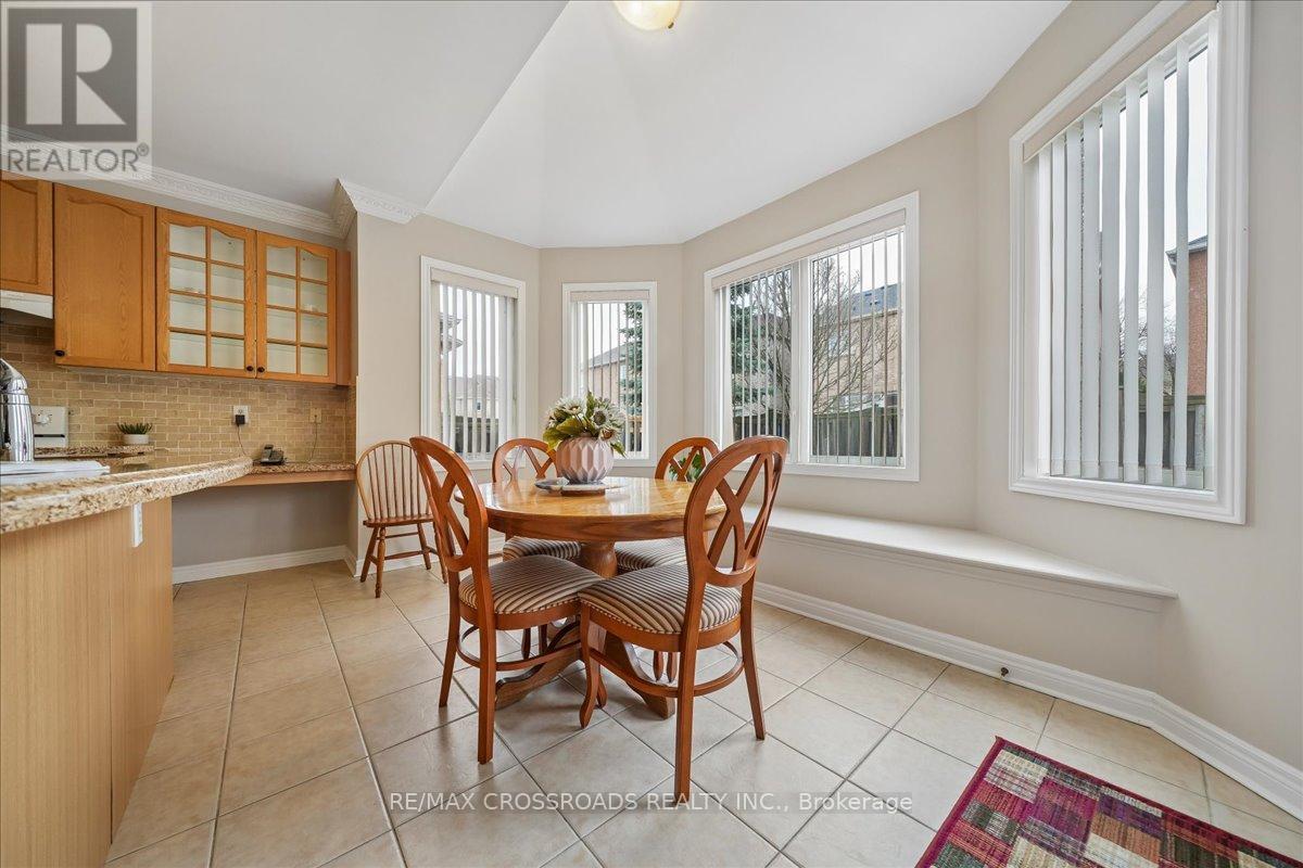 11 Cottingham Street, Markham, Ontario  L6C 2V3 - Photo 17 - N13013376