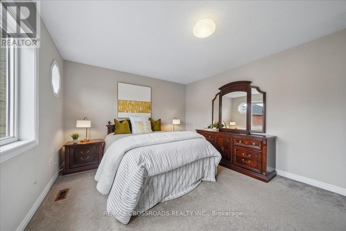 11 Cottingham Street, Markham, Ontario  L6C 2V3 - Photo 32 - N13013376