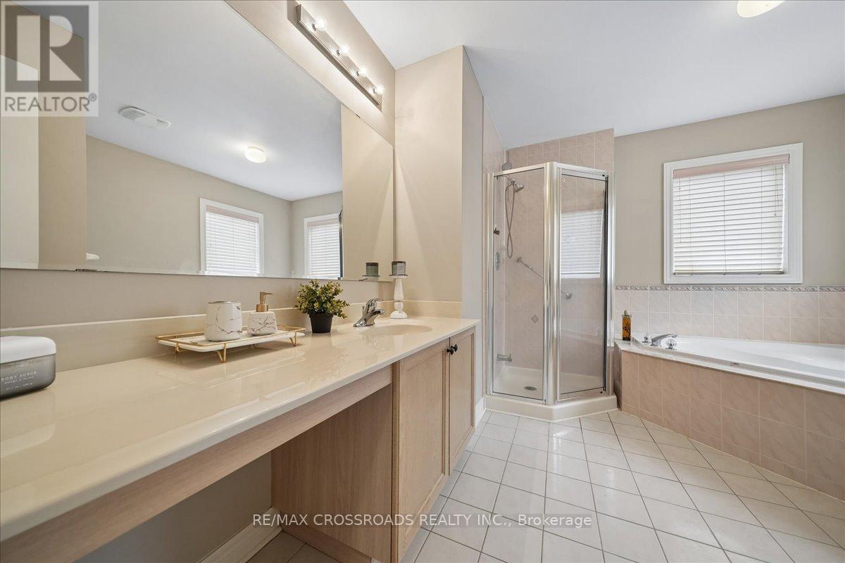 11 Cottingham Street, Markham, Ontario  L6C 2V3 - Photo 34 - N13013376