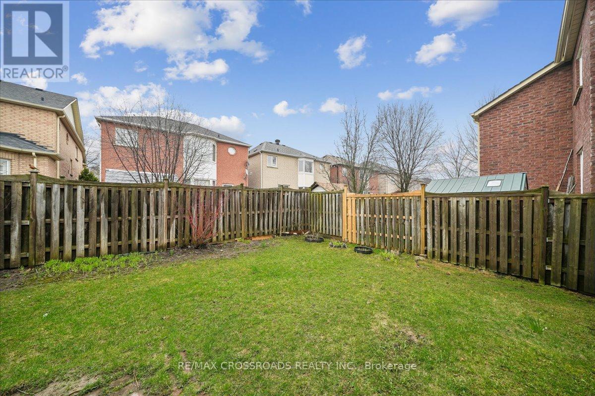 11 Cottingham Street, Markham, Ontario  L6C 2V3 - Photo 38 - N13013376
