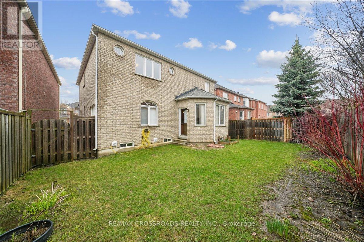 11 Cottingham Street, Markham, Ontario  L6C 2V3 - Photo 39 - N13013376