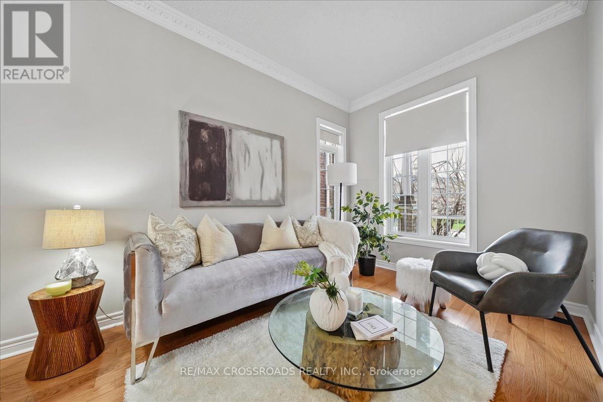 11 Cottingham Street, Markham, Ontario  L6C 2V3 - Photo 6 - N13013376