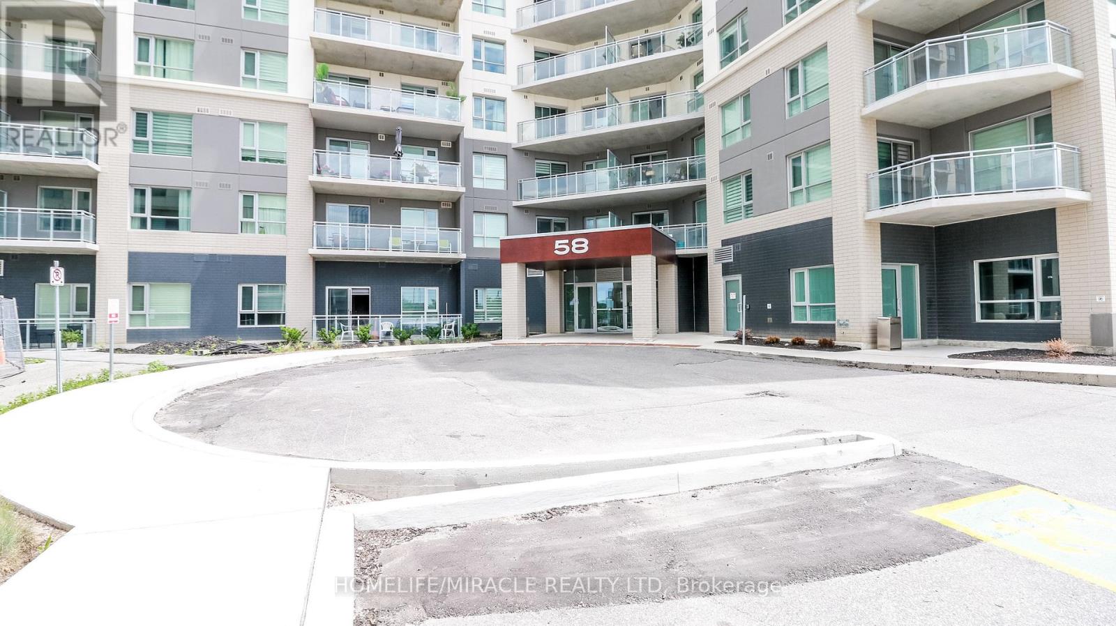 501 - 58 Lakeside Terrace, Barrie, Ontario  L4M 0L5 - Photo 2 - S13013276