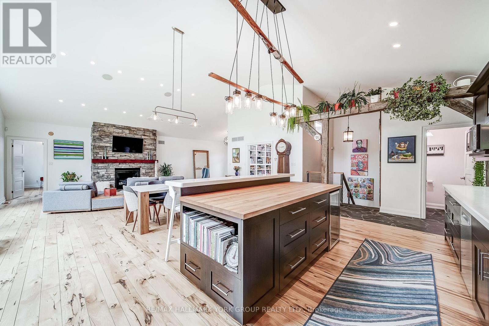 118 Mennill Drive, Springwater (Snow Valley), Ontario  L0L 1Y3 - Photo 12 - S13013286