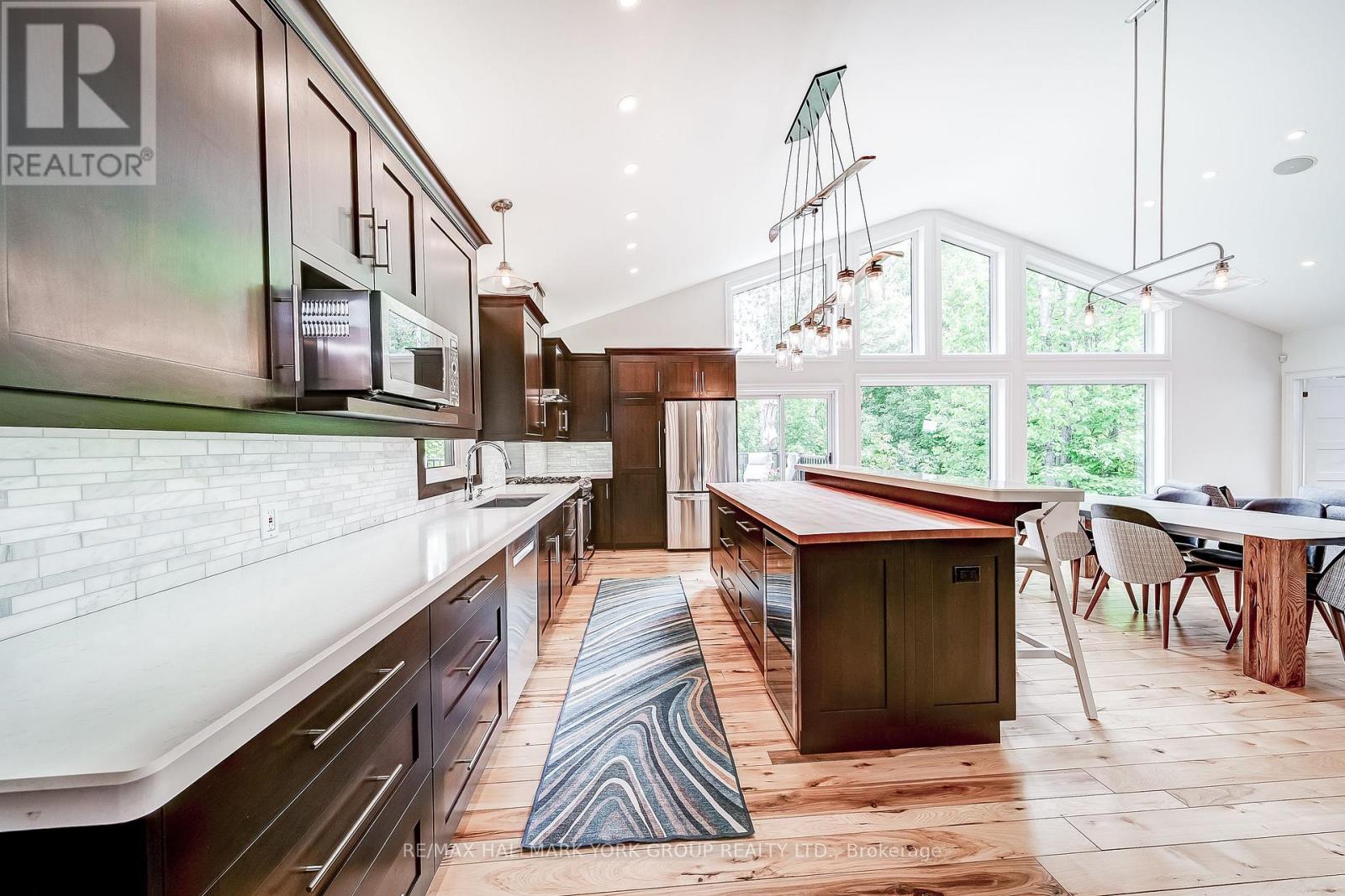 118 Mennill Drive, Springwater (Snow Valley), Ontario  L0L 1Y3 - Photo 13 - S13013286