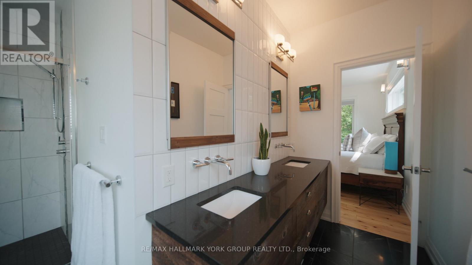 118 Mennill Drive, Springwater (Snow Valley), Ontario  L0L 1Y3 - Photo 21 - S13013286