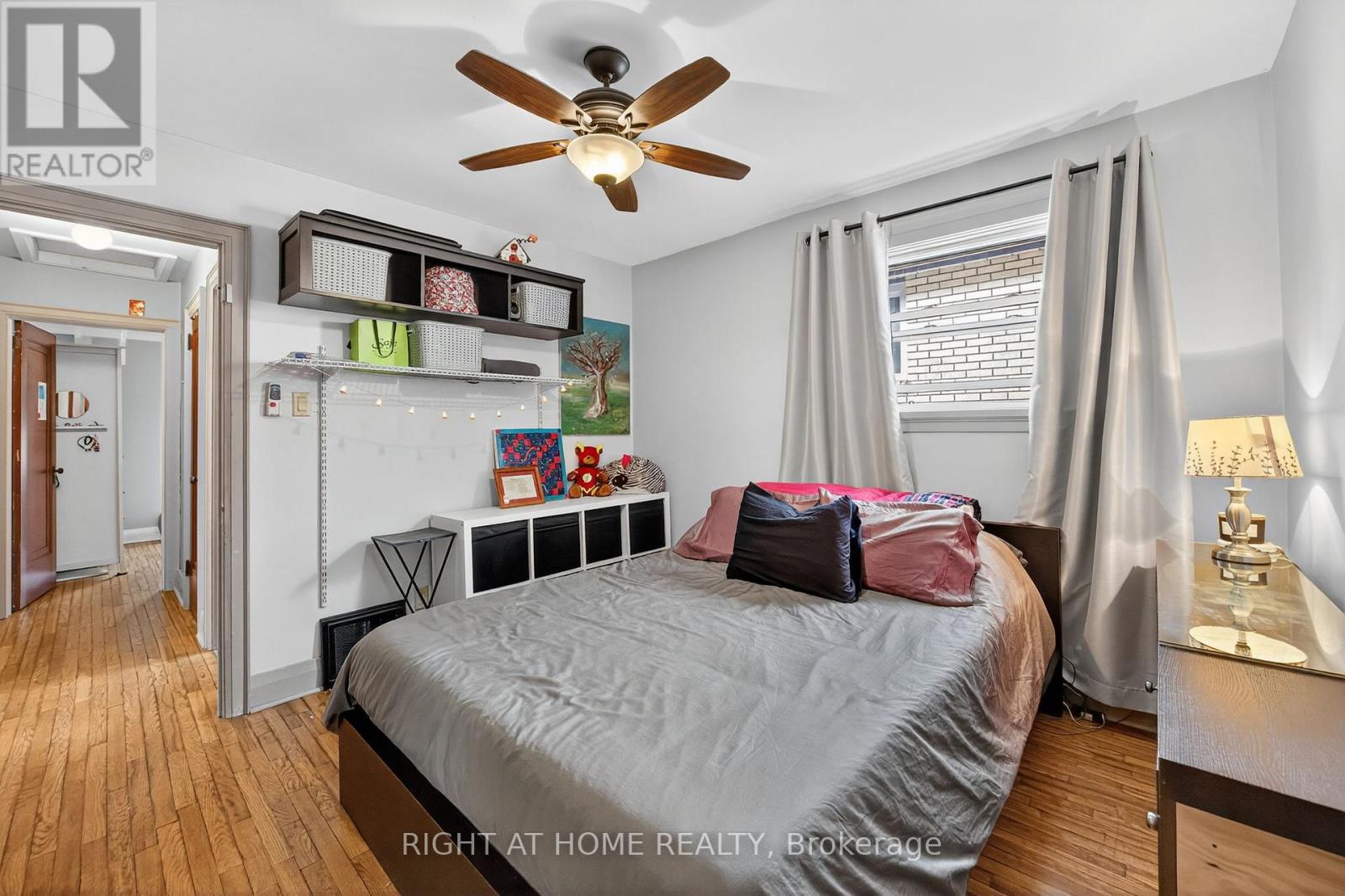 25 Thomson Street, Barrie, Ontario  L4N 1X4 - Photo 12 - S13013342