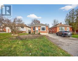 25 THOMSON STREET, Barrie, Ontario