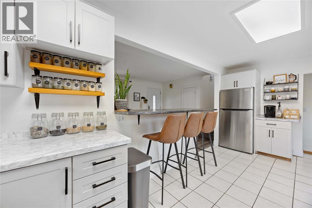 1209 Webster Drive, Sarnia, Ontario  N7S 2J6 - Photo 11 - 26008373