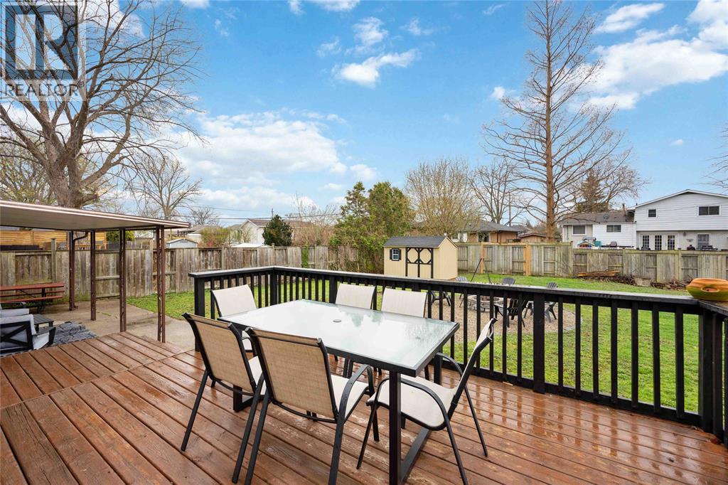 1209 Webster Drive, Sarnia, Ontario  N7S 2J6 - Photo 29 - 26008373