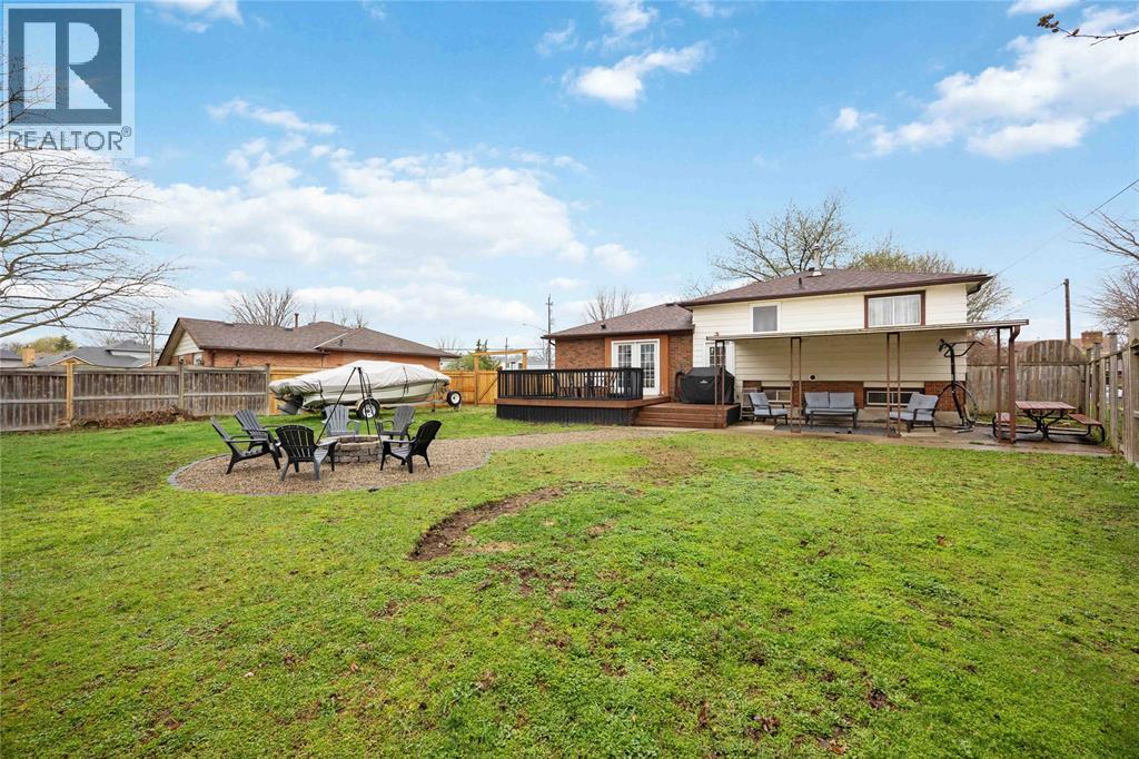 1209 Webster Drive, Sarnia, Ontario  N7S 2J6 - Photo 35 - 26008373