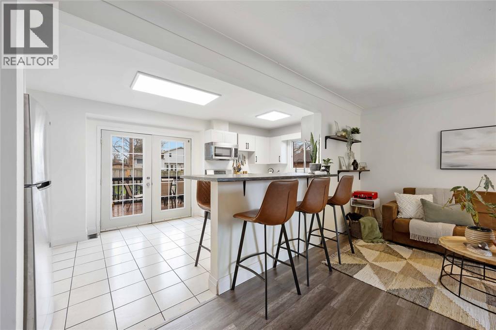 1209 Webster Drive, Sarnia, Ontario  N7S 2J6 - Photo 7 - 26008373