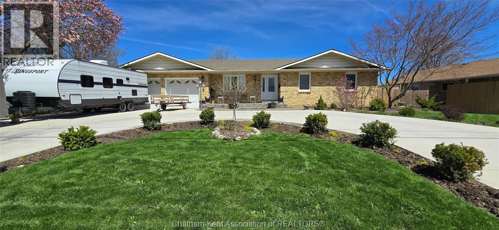 15 O'neil Street, Chatham, Ontario  N7M 3A4 - Photo 1 - 26004205