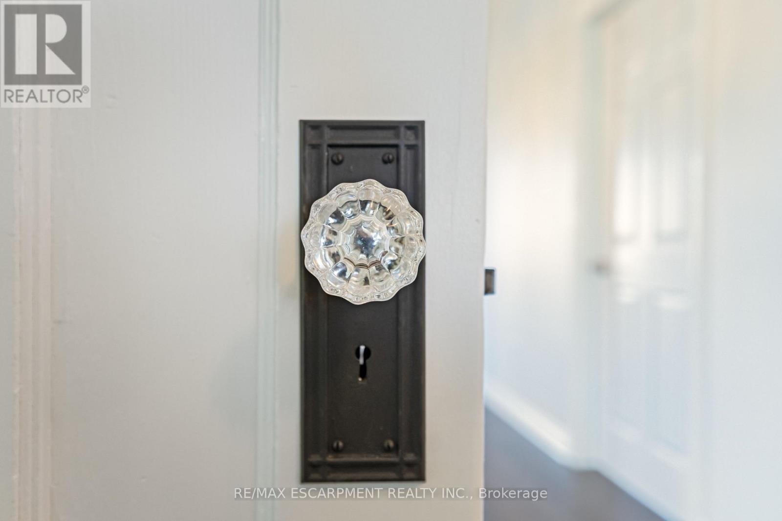 621 Rosseau Road, Hamilton, Ontario  L8K 4T9 - Photo 21 - X13001298