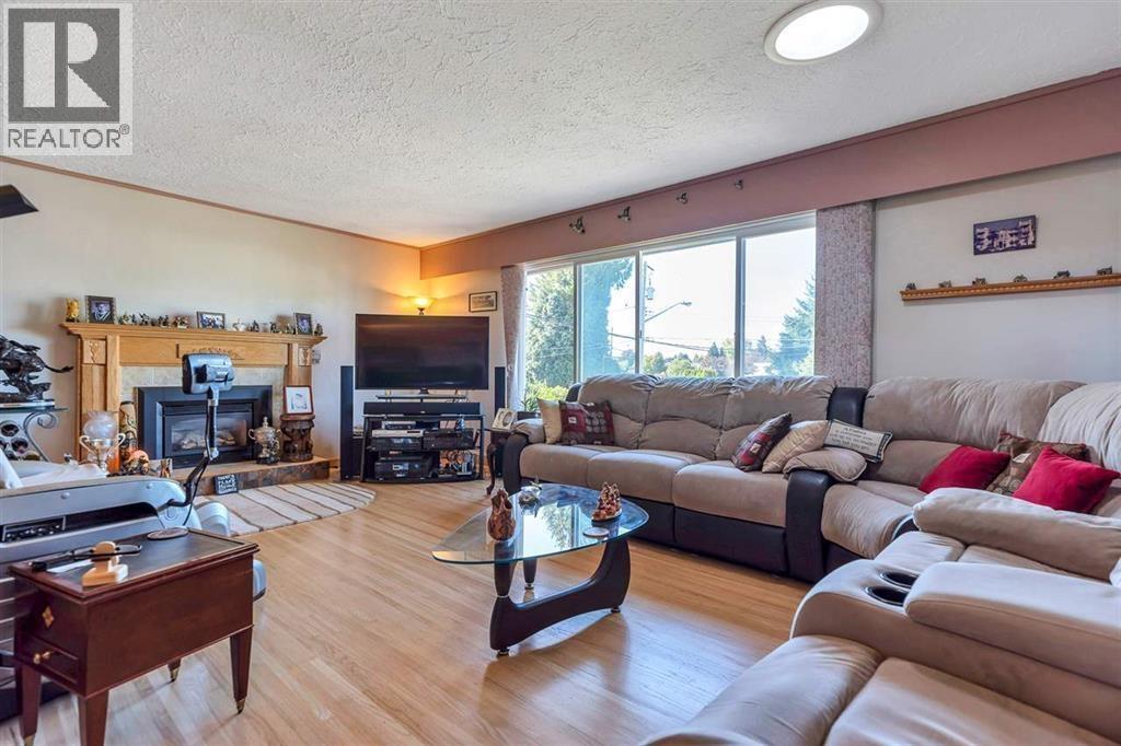 5882 51 Avenue, Delta, British Columbia  V4K 2C1 - Photo 5 - R3112593