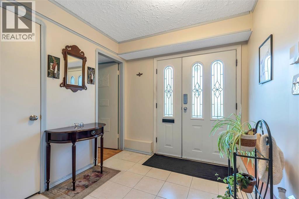 5882 51 Avenue, Delta, British Columbia  V4K 2C1 - Photo 2 - R3112593