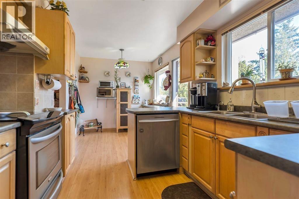 5882 51 Avenue, Delta, British Columbia  V4K 2C1 - Photo 4 - R3112593